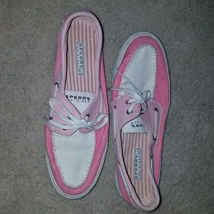 Pink Sperrys